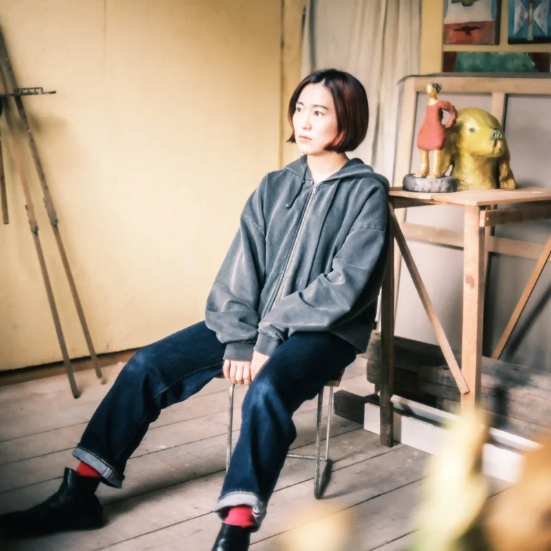 Portrait of the artist Minami Yoshida in her studio